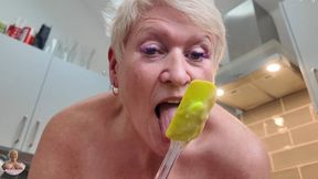 Blowjobs and buttercream, amateur housewife gets destroyed in kitchen tryst with randy stud, 'Joolz'