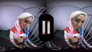 Security Dude fucks Harley Quinn