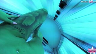 TIGHT TINI - GERMAN REAL AMATEUR TANNING SALON CELLPHONE WEB CAM VLOG