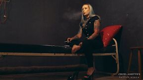 Smoke and soles FHD MP4