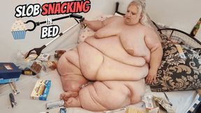 Slob Snacking in Bed