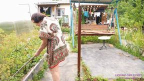 ISABELE and RAISA - Help my beloved step-grandmother in the garden (HD)
