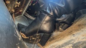 PEDAL PUMPIMG Mud high heels pedal pumping Car stuck