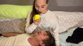 052Ber Princes Bertie Spitting in the mouth, Spit Fetish [wmv]