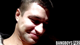 Handsome jock fingered and blown intensely until he cums
