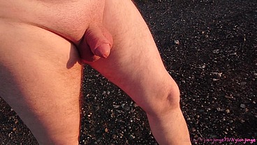 Exhibitionist am frühen Morgen