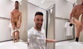 Naked Flashing at Zara Store