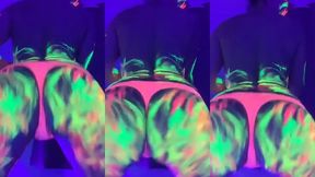 a little glow twerk