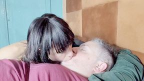 ME AND MY GIRLFRIEND KISSING AND HANDJOB VERY LUST - BY BABE AND RENATO COLOSSOS - CLIP 4