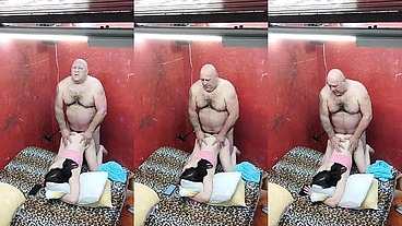 NOVINHA DO TIUZAO SEMPRE PEDE LEITE QUENTINHO BEM LA NO FUNDINHO