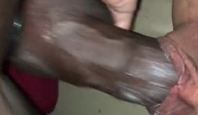 She Creams on BBC with Cumshot