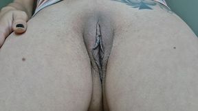 piss drinking and pussy close up