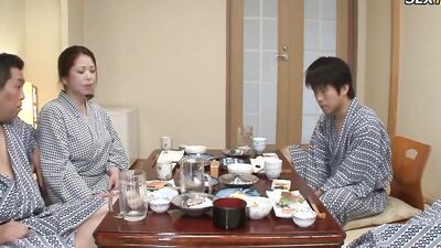 Cuckold Hot Springs Vacation - Bursting With Adulterous Passion Under The Steam Natsuko Kayama