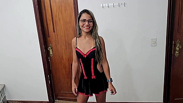 Casada liberada pelo corno pra fazer seu primeiro porno fodeu com Jr Doidera enquanto marido assistia tudo por tras das cameras