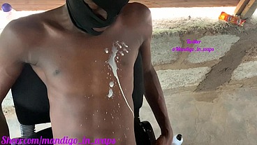Mandigo_in_waps auditioning has a model