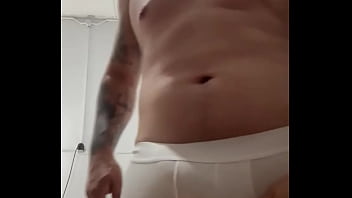 Mostrando mi pene
