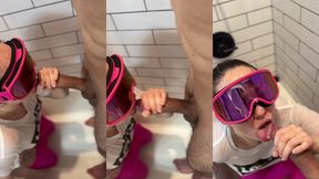 dickflash bathroom adventure : part 2 cum on face