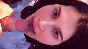 Risk-taker gulps hot load from park stranger