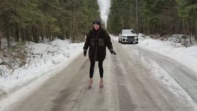 high heels mules on ice, high heels on ice, sliding mules on ice, slippery high heels