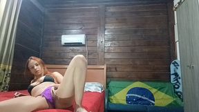 meu amigo pegou eu me masturbando no quarto e veio me comer gostoso parte 1