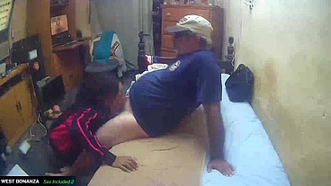 QUICK BLOWJOB VISIT - She Gets Mouthful Of Cum