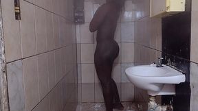 fernanda chocolatte fiz chuva dourada na boca dele