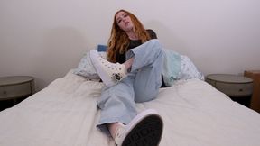 New Sneakers and Feet Worship with Cum Countdown