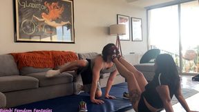 Kimchi's Smelly Feet Training - wmv
