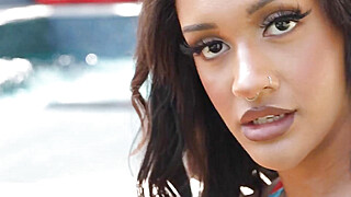 Ejaculates Zoey Sinn - Oiled Up Blackness