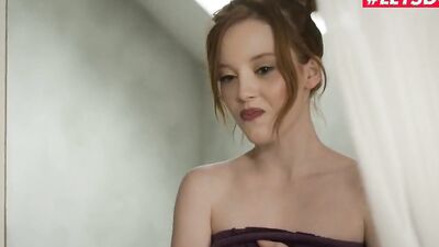 A GIRL KNOWS - Lottie & Freya Lesbian Make Out In Hotel Room