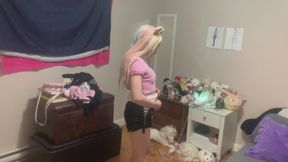 step dad gives hard wedgie to girl in granny panties