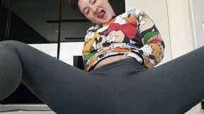 In Between College Studies I Relax My Pussy with My Fingers