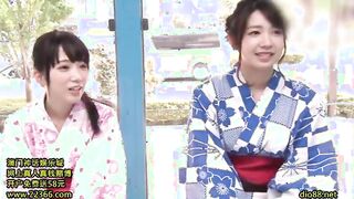 Japanese Beauties Enjoy Threesome Sex Glass Room