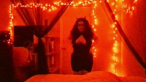 Succubus Begs For Creampie