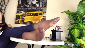 Blowjobs, foot jobs & nasty shoe fetish for 18yo teen babe