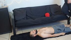 SWEATY SOLES IN ALLSTAR FOR SLAVE TO SMELL BEING IGNORED BY GODDESS ATENNA
