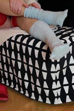 Cozy &amp; Kinky - Pink Slides, Fuzzy Socks &amp; Nylon-scented Tease