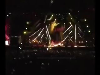 Nicki Minaj Nip Slip