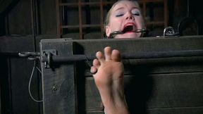 Master punishes sex-slave with red-hot metal stick