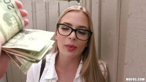 Sweetie stops studying for a chance to ride a dick
