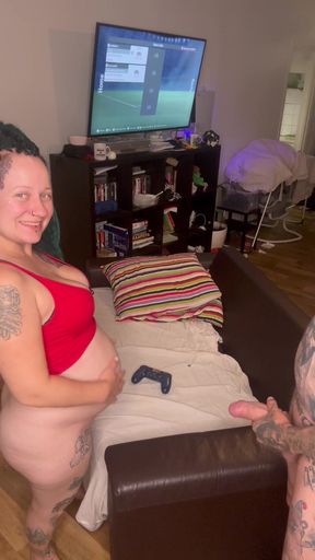 What happens behind the scenes goes to my Onlyfans too, there will be New video every day trought weekend in my feed as usually