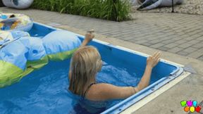 905 Marilyn enjoys deflating pooltoys!