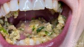 Closeup pizza chewing full HD mp4