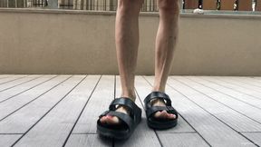OVERSIZED BIRKENSTOCK SHOEPLAY - MOV HD