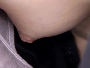 Skinny Asian chick reveal her lovely nipple in downblouse