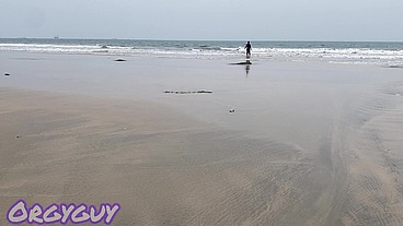 Beach pussy flash