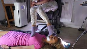 Pretty Helena Under Desk Of Boss Weronika - Violet Socks - 4K