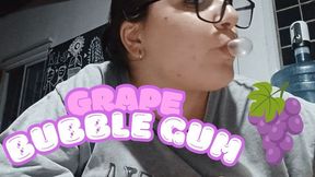 CHEWING GRAPE GUM