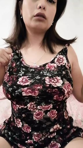 Beautiful Latin girl masturbates