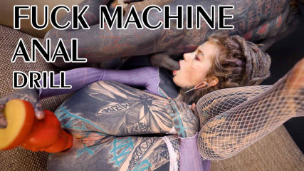 Anuskatzz gets a butt fucking with toys, dick and machine